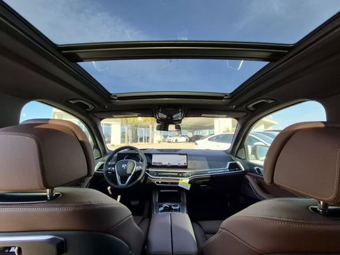 New 2026 BMW X5 xDrive50e w/ Climate Comfort Package image 35
