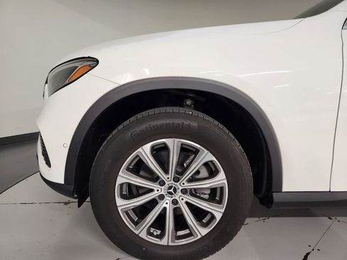 Used 2023 Mercedes-Benz GLC 300 image 11