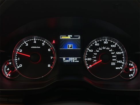 Used 2013 Subaru Outback 2.5i Limited w/ Moonroof Pkg image 21