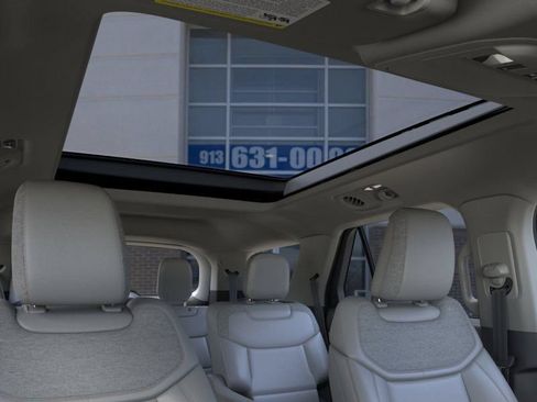New 2026 Ford Explorer Active w/ Active Comfort Package AWD/4WD image 22
