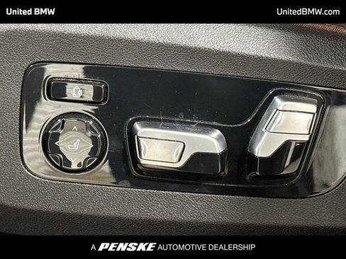 Used 2020 BMW X7 M50i w/ Dynamic Handling Package image 4