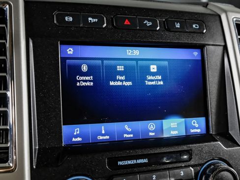 Used 2017 Ford F250 Lariat w/ Lariat Ultimate Package AWD/4WD image 26