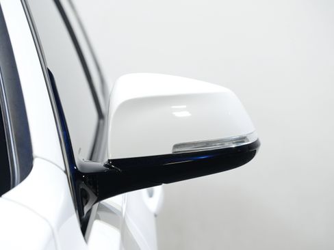 Used 2016 BMW 340i Sedan RWD image 11