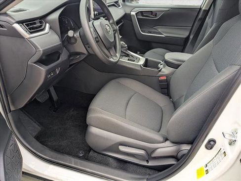 Certified 2025 Toyota RAV4 LE image 4
