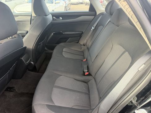 Used 2021 Kia K5 LXS FWD image 10