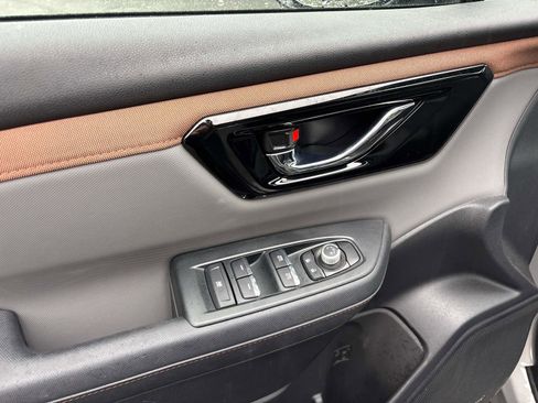 Certified 2025 Subaru Forester Sport image 16