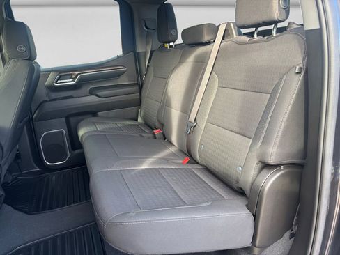 Used 2023 Chevrolet Silverado 1500 LT image 14