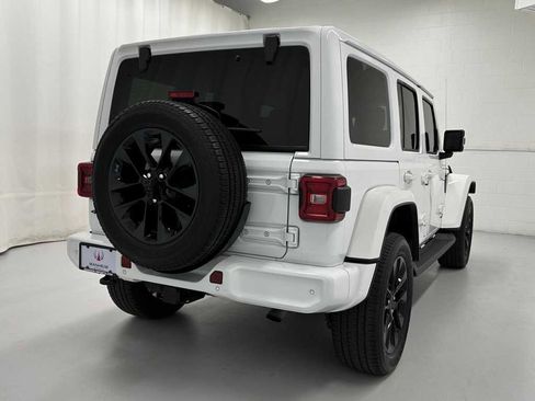 Used 2021 Jeep Wrangler Unlimited Sahara image 6