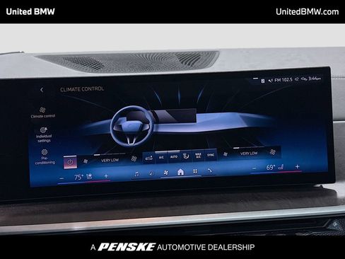 Used 2026 BMW X5 sDrive40i image 11