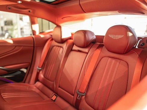 New 2026 Aston Martin DBX 707 image 32