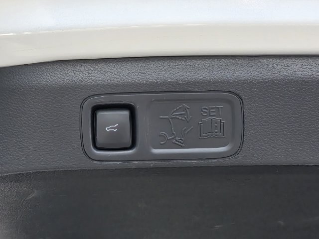 Used 2023 Ford Expedition Max Limited RWD image 40