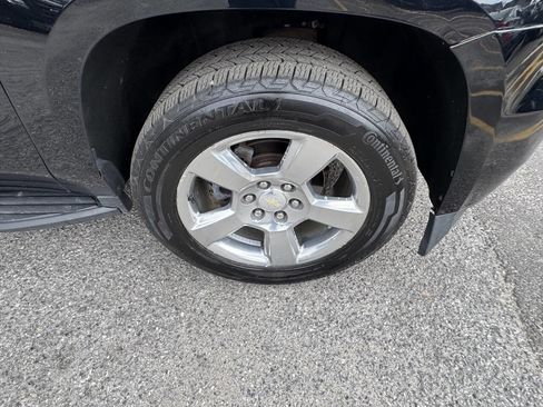 Used 2018 Chevrolet Suburban LT image 69