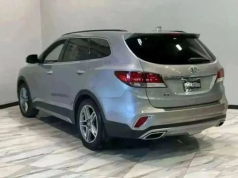 Used 2019 Hyundai Santa Fe Limited image 8