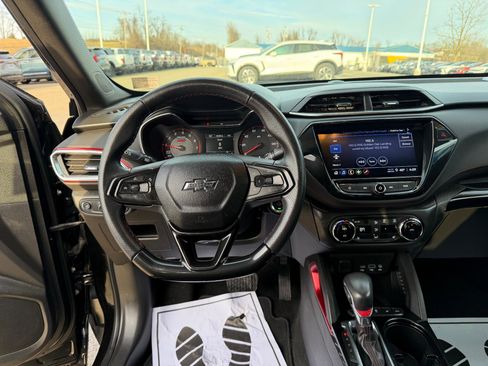 Certified 2021 Chevrolet TrailBlazer RS w/ Convenience Package image 17