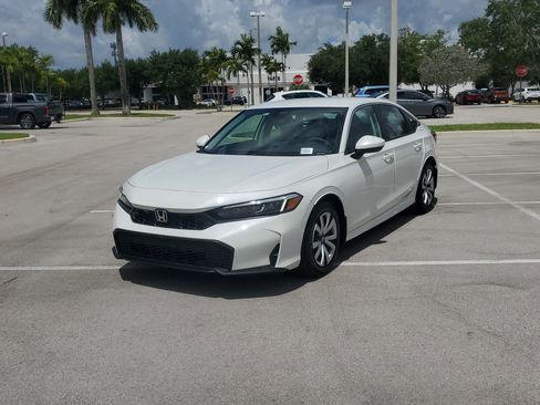 Used 2026 Honda Civic LX image 7