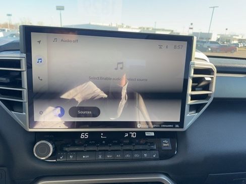 Used 2023 Toyota Tundra Limited image 13