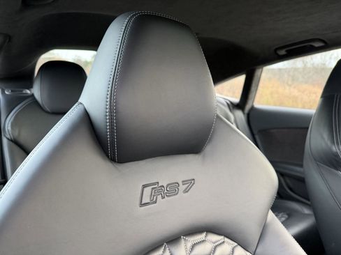 Used 2017 Audi RS 7 Prestige image 32
