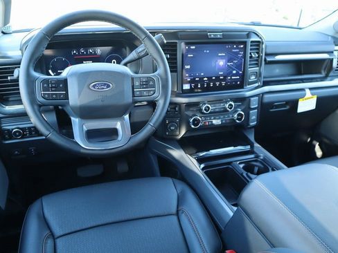 New 2026 Ford F250 Lariat w/ Black Appearance Package AWD/4WD image 2