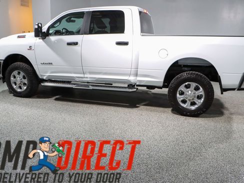 Used 2023 RAM 2500 Big Horn w/ Level 1 Equipment Group image 10