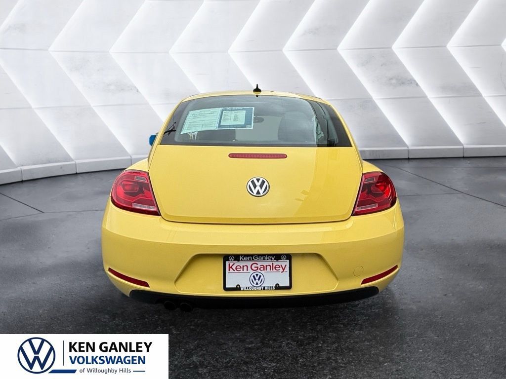 Used 2012 Volkswagen Beetle 2.5 FWD image 3