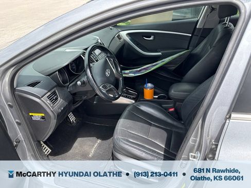 Used 2014 Hyundai Elantra GT w/ Option Group 02 FWD image 3