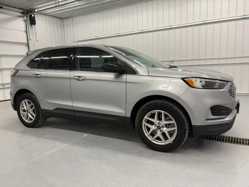 Used 2024 Ford Edge SEL AWD/4WD image 2