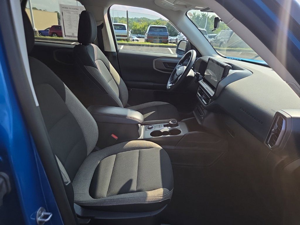 Used 2025 Ford Bronco Sport Big Bend AWD/4WD image 15