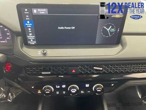 Used 2024 Honda Accord EX-L image 3