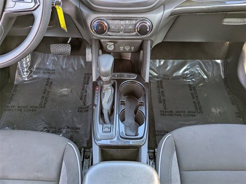 Used 2023 Chevrolet TrailBlazer LS image 19