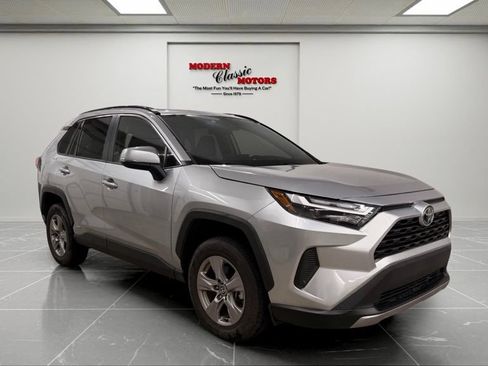 Used 2025 Toyota RAV4 XLE w/ Convenience Package AWD/4WD image 1