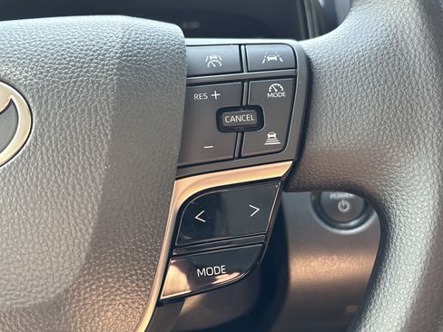 Used 2026 Toyota Camry LE FWD image 19