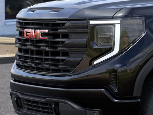 New 2026 GMC Sierra 1500 Elevation image 13
