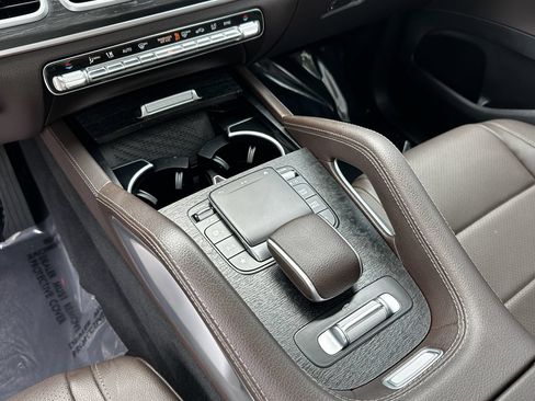 Certified 2023 Mercedes-Benz GLS 450 4MATIC image 33