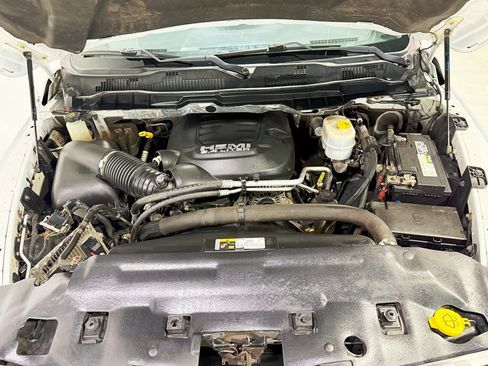 Used 2017 RAM 2500 Tradesman w/ Power & Remote Entry Group image 27