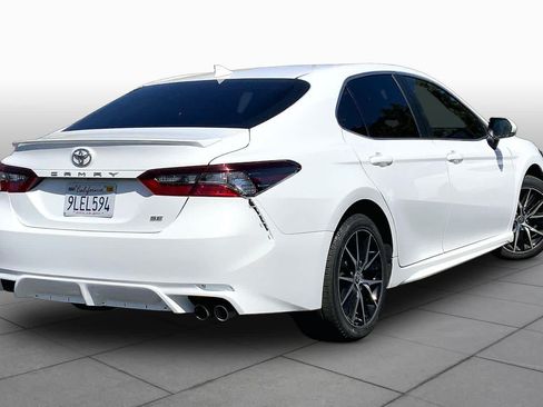 Used 2024 Toyota Camry SE FWD image 12