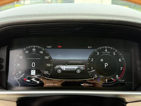 Used 2018 Land Rover Range Rover Autobiography AWD/4WD image 16