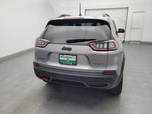 Used 2020 Jeep Cherokee Trailhawk w/ Cold Weather Group AWD/4WD image 7
