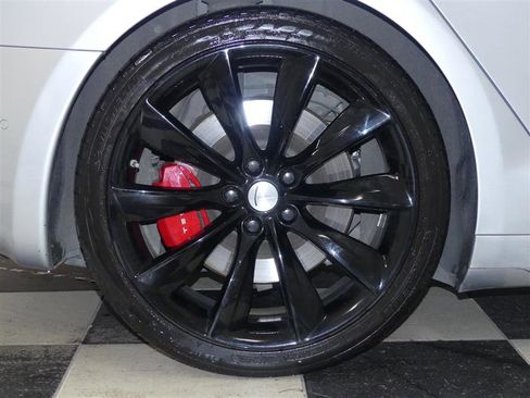 Used 2017 Tesla Model S 100D image 32