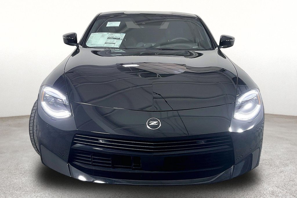 New 2027 Nissan Z Performance RWD image 3