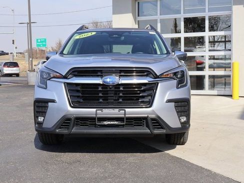 Used 2023 Subaru Ascent Limited w/ Technology Package image 3