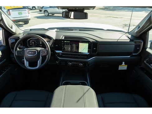 New 2026 GMC Sierra 2500 SLT w/ SLT Premium Package AWD/4WD image 33