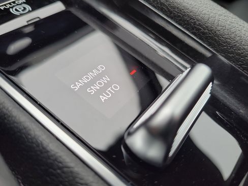 New 2026 Jeep Compass Latitude image 33