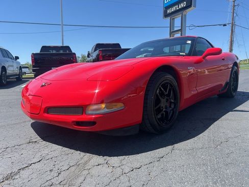 Used 2004 Chevrolet Corvette Z06 w/ Memory Package RWD image 1
