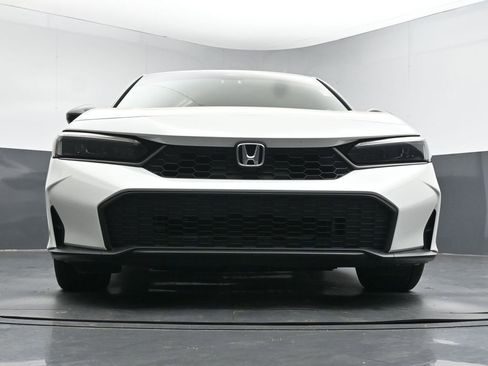 Used 2025 Honda Civic Sport image 19