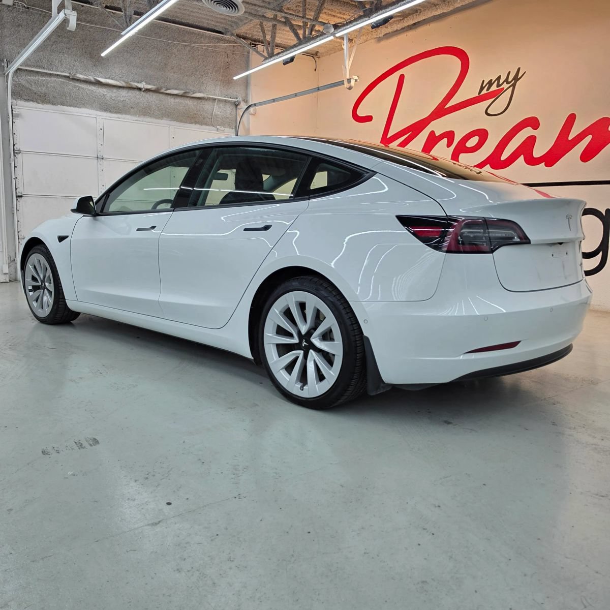 Used 2021 Tesla Model 3 Long Range AWD/4WD image 4