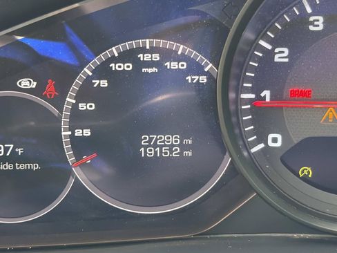Used 2019 Porsche Cayenne AWD/4WD image 28