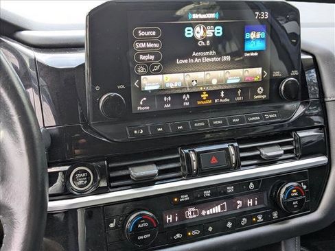 Used 2022 Nissan Pathfinder SL w/ SL Premium Package image 14