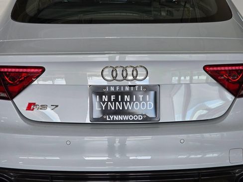 Used 2015 Audi RS 7 Prestige w/ Carbon-Optic Package AWD/4WD image 24