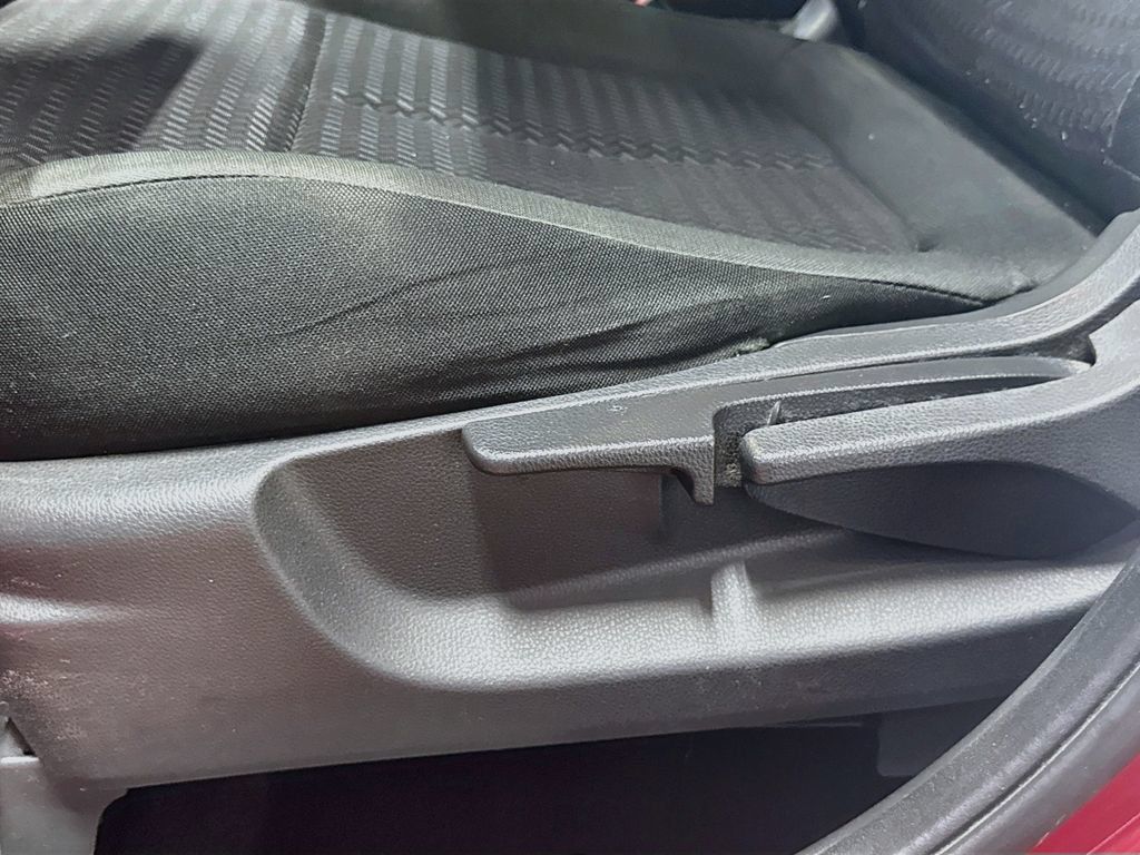 Used 2020 Mitsubishi Eclipse Cross ES FWD image 18