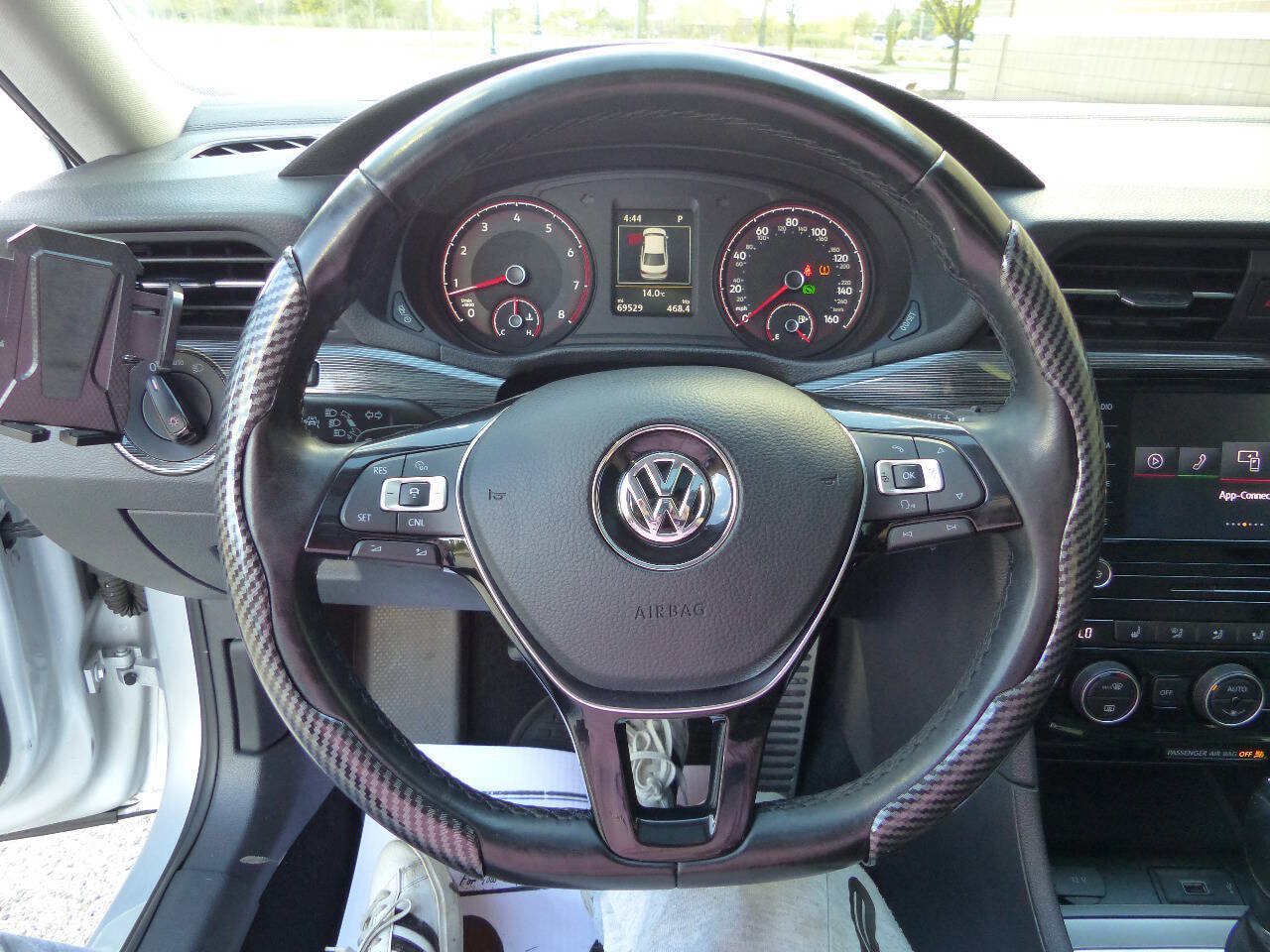 Used 2020 Volkswagen Passat 2.0T R-Line FWD image 28